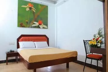 Hotel Forest Haven Resort