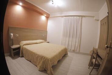 酒店 Ristorante La Ripa