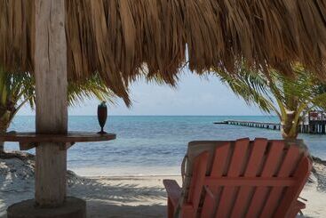 ホテル St. George's Caye Resort