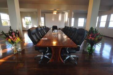 ホテル St. George's Caye Resort