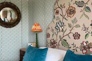 פנסיון Cairn Bay Lodge