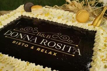 فندق Donna Rosita