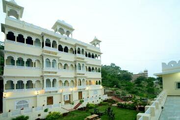 Hotel Palace Raj Kumbha