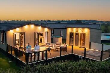 渡假胜地  Heathergate Boutique Holiday Park