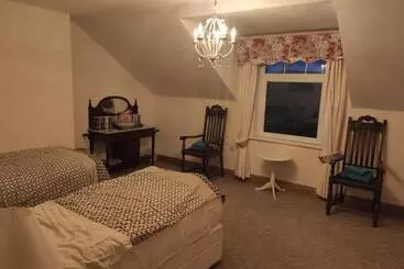 Bed and Breakfast Ballylawn Lodge