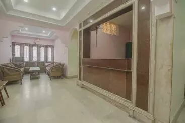 Otel Spot On Satyam Guest House