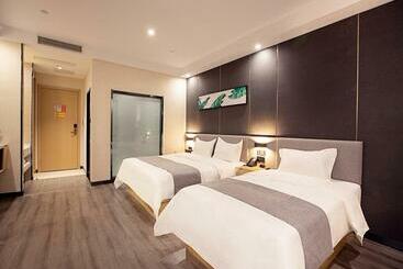 בית מלון כפרי Up And In Henan Zhengzhou Erqi District Hanghai West Road Qiliyan Subway Station