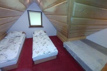 膳宿费 U Chowańców