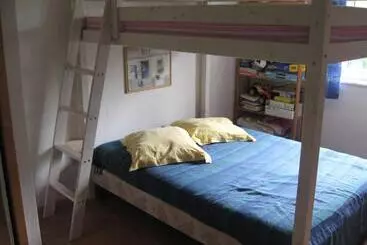 Bed and Breakfast Couette Et Cafe   Chambre Bleue