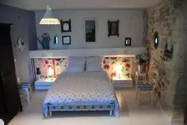 Bed and Breakfast La Voûte De Lapparan