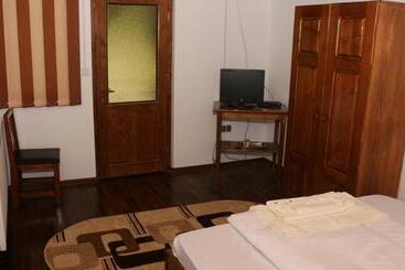 Pensiunea La Busu  Bigar