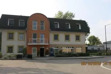 Hotelli Zimní Stadion