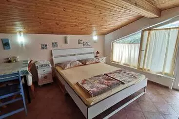 Pensión вила фани синеморец