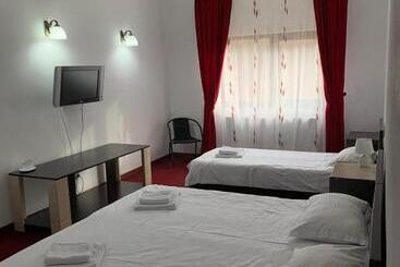 בית מלון כפרי River