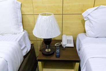 Отель Safeer Almisk