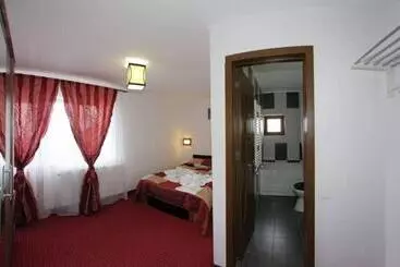Pensió Casa De Vacanta Marjacu