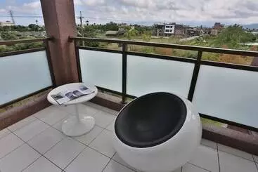 Sixteen Kan B&b