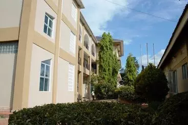 Garden Courts Hotel Masaka