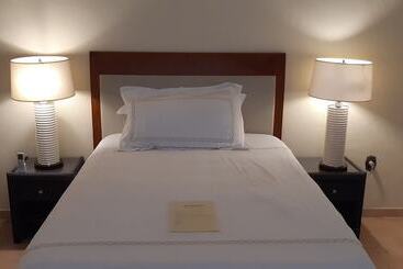 Island House Curacao