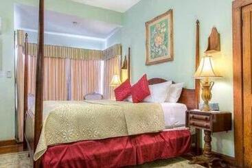 Bed and Breakfast Sweetwater Branch Inn