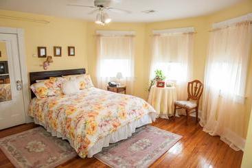 Cedars & Beeches Bed & Breakfast