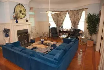 Cedars & Beeches Bed & Breakfast