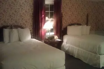 酒店 Old Sturbridge Inn And Reeder Family Lodges