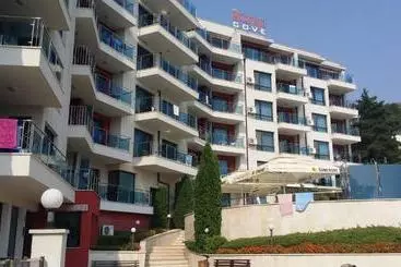 Royal Cove Aparthotel Self Catering