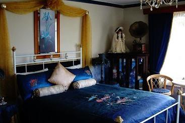 פנסיון Moonlight Bay B&b Guest House