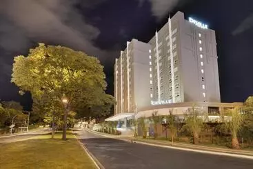 Отель Deville Prime Campo Grande