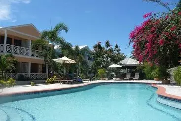 هتل آپارتمان Buccaneer Beach Club