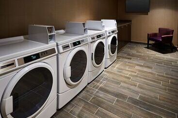 בית מלון כפרי Hampton Inn By Hilton Timmins