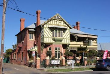 بنسيون Mates Gully