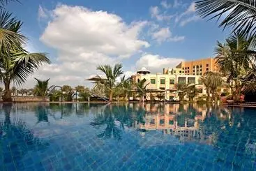 Shangri La Hotel Apartments Qaryat Al Beri