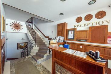 Mpm Family Hotel Merryan