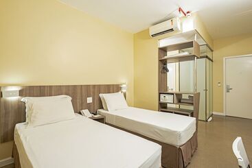 Отель Slim Cuiabá Aeroporto