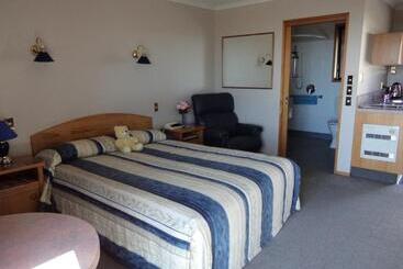 Motel Baywatch Motor Lodge