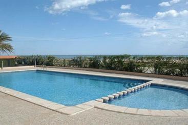 آپارتمانهای توریستها Carlton Playa