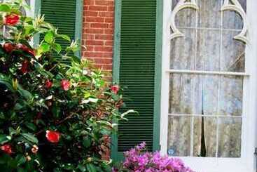 Glenfield Plantation Historic Antebellum Bed And Breakfast
