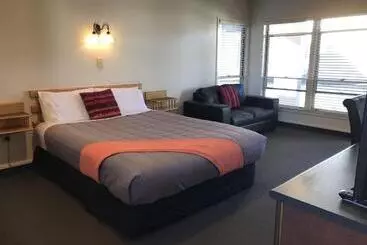 汽车旅馆 Pacific Harbour Motor Inn