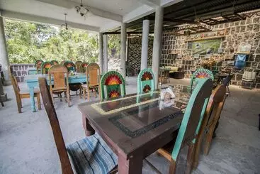 Eco Hotel Uxlabil Atitlan