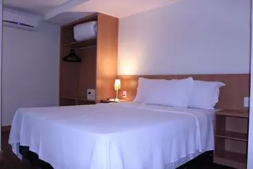 Hotel Vertentes Suítes