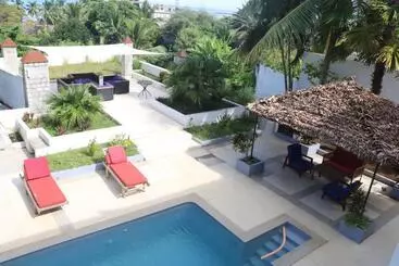 Hotelli Hôtel Résidence Sarimanok