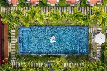 Blu Marine Hua Hin Resort And Villas