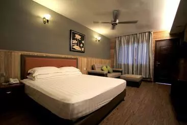 Summer Bay Resort Lang Tengah Island