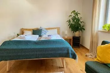 Aamiaismajoitus (B&B) Gasthaus Canow