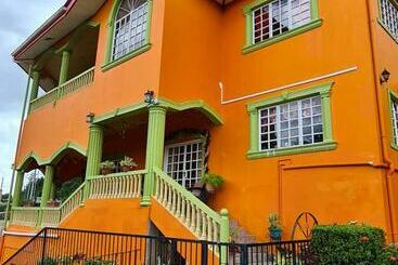 Bed and Breakfast Mountain Palace