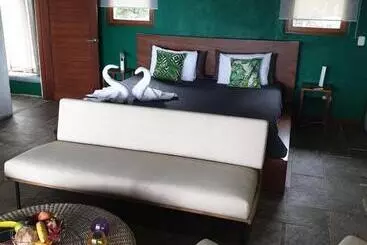 Aamiaismajoitus (B&B) Palmetto Lodge