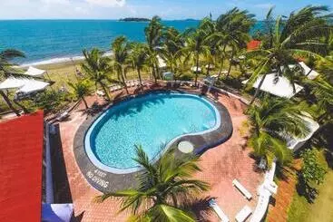 Isla Vista Beach Resort