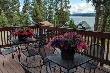 منتجع Camp Almanor At Big Springs